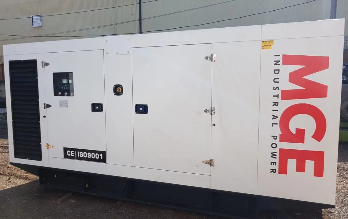 Дизельный генератор Doosan MGE 450-Т400 в кожухе