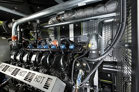 Газовый генератор Pramac GGW500MA в кожухе — фото 8