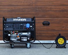 Бензиновый генератор Hyundai HHY 7000FE ATS — фото 2
