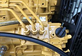 Дизельный генератор Caterpillar DE13.5E3 в кожухе с АВР — фото 5