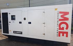 Дизельный генератор Doosan MGE 520-Т400 в кожухе с АВР — фото 1